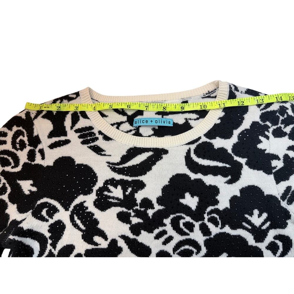 Alice + Olivia 100% Wool Leopard Print Sweater Black White Animal Print Size S - Picture 3 of 12